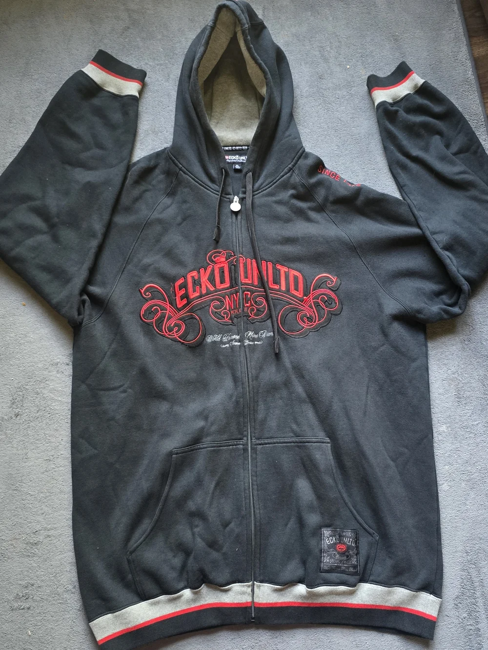 Ecko Unltd Men's Black Zip-Up Hooded Jacket with Red Logo